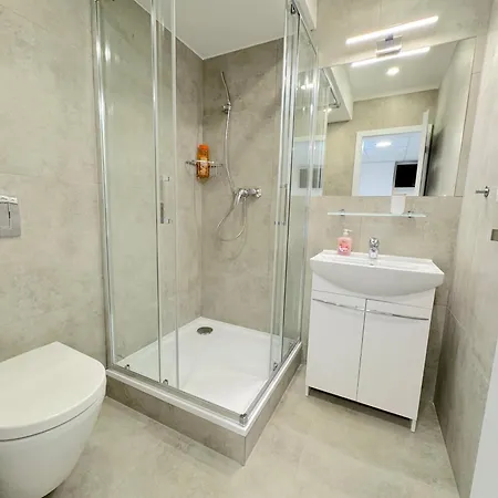 Krasny - 1 V Srdci Centra Apartmán *